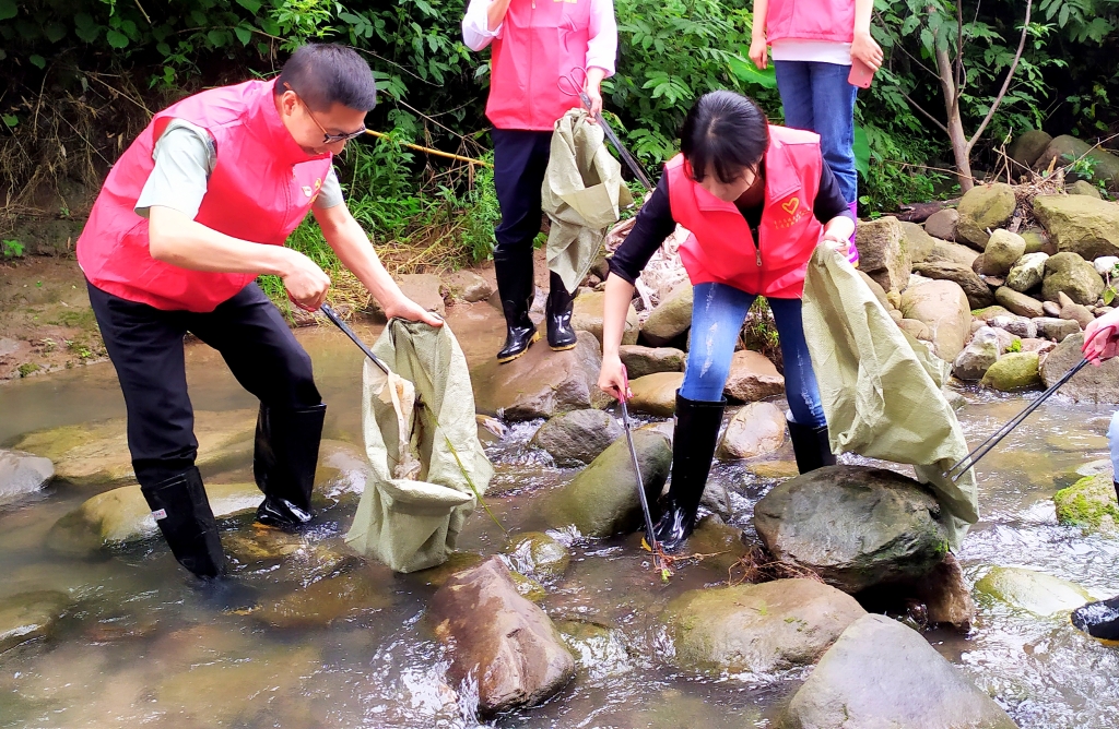 5.27����Ϊ���ᳫ��������ȻЭ��������������������ĵ�֧���������ʫ��������֧����չ�����˶�����֯���굳Ա��Ը��ǰ�������������������������Χ���� ( (5)